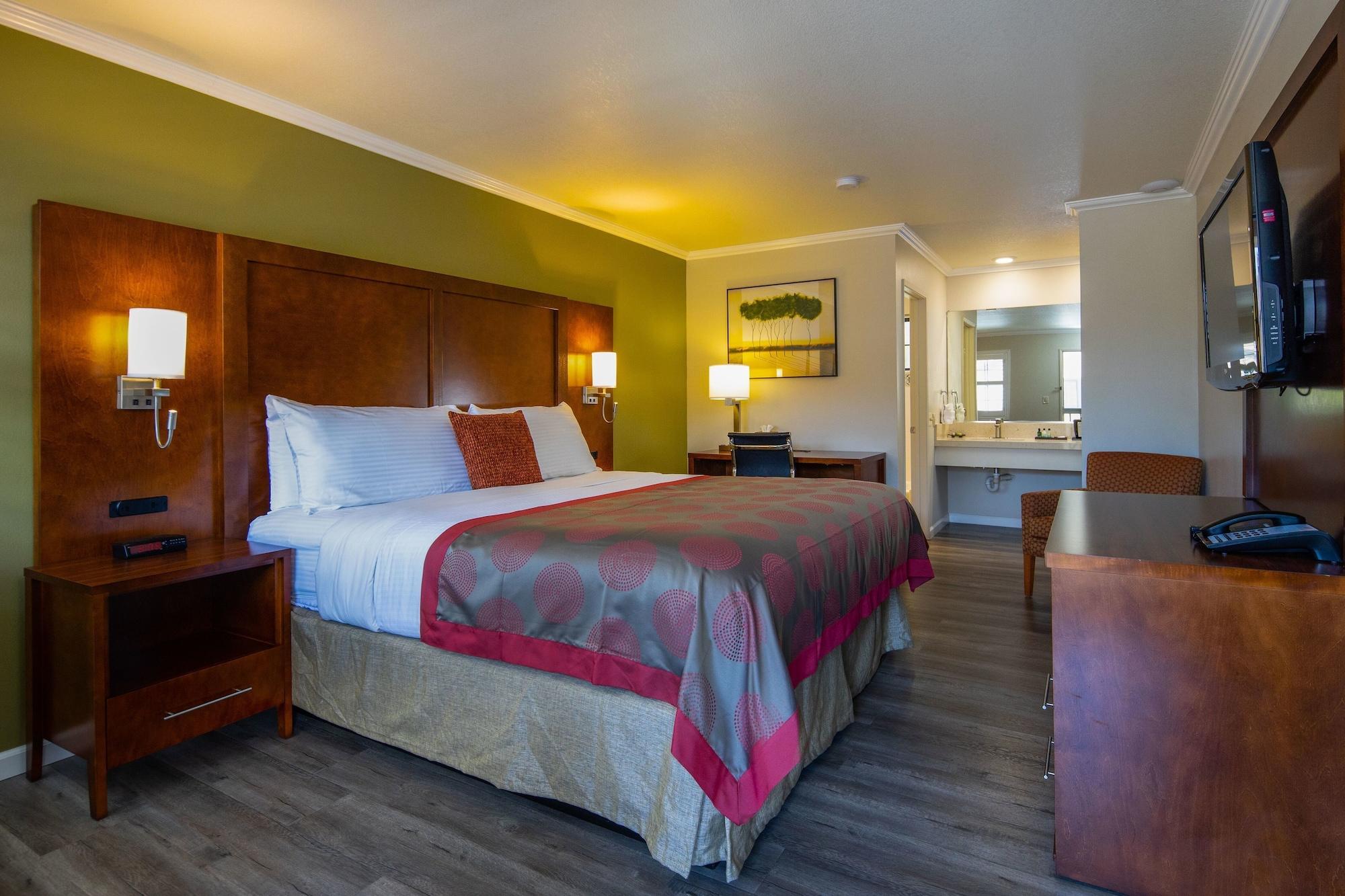 Ramada By Wyndham Mountain View Hotel Exterior photo